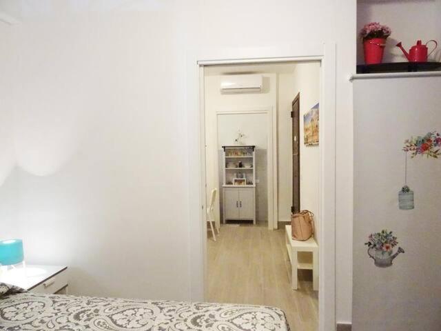 Around Cassaro Holiday House Palermo Exterior photo